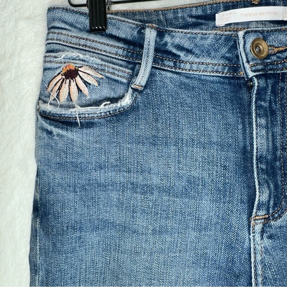 ZARA Trafaluc Denim Floral Embroidered Distressed Flare Jeans 4 Boho Festival - Picture 2 of 10